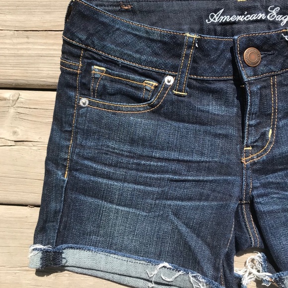 AEO Stretch Dark Wash Shorts - Picture 2 of 3